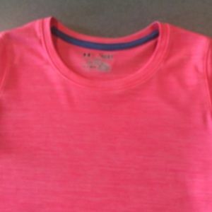 Under Armour short sleeve shirt